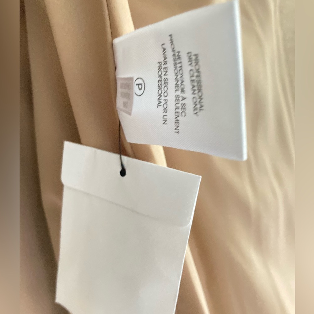 Calvin Klein Coat Camel coat Single Breasted Calvin Klein coat women’s size M - Picture 16 of 16